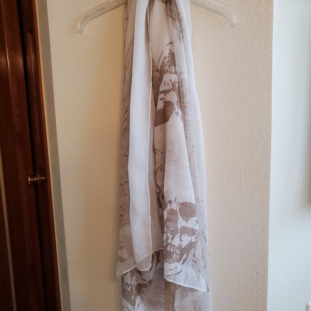 Scarf - Picture 3 of 3